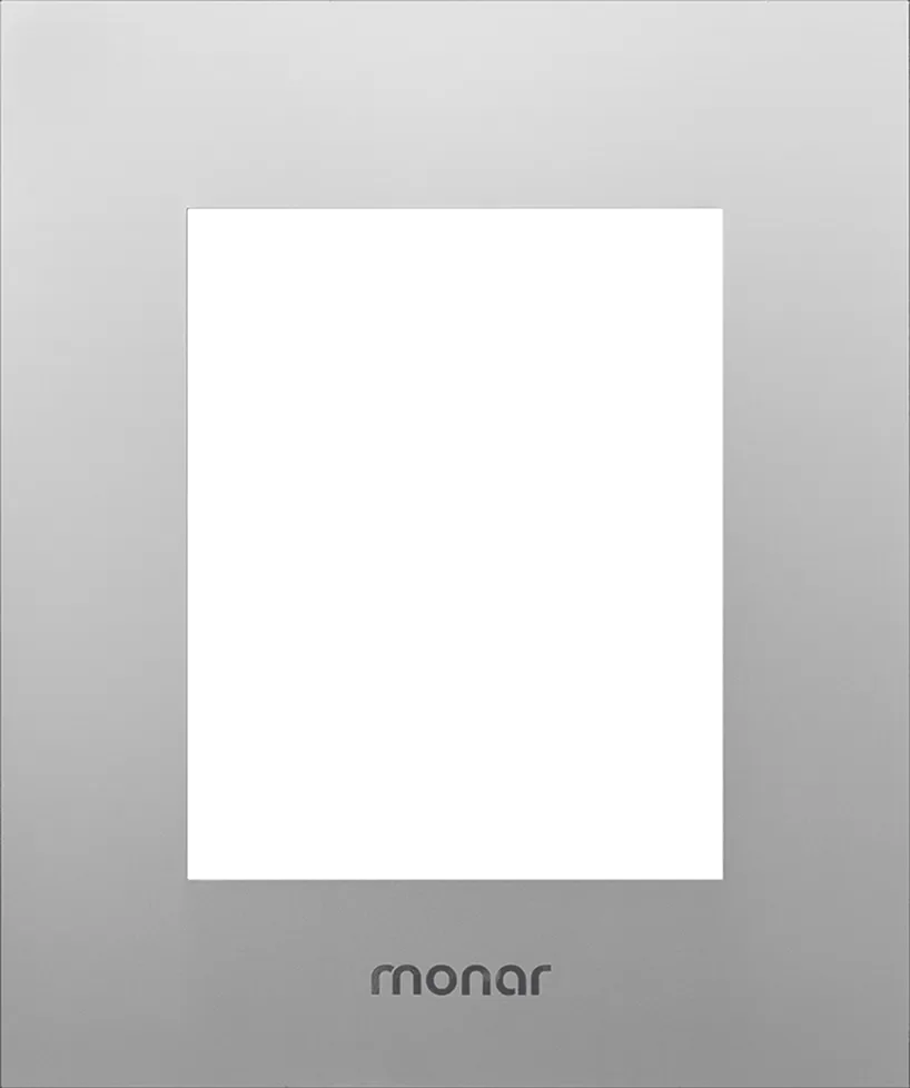 Minimal White